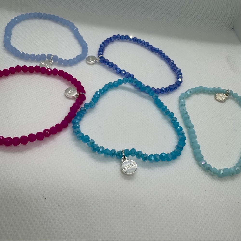 5 Lizas Stretch Bracelets - Picture 2 of 4